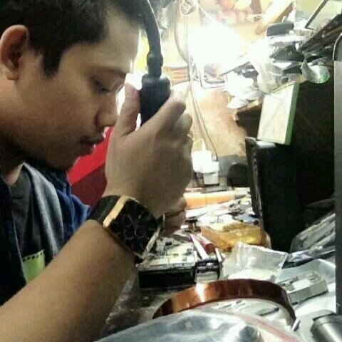 solihin_flasher's profile picture. ST PHONE SERVICE HP ALL TIPE ..bisa DITUNGGU..!!!