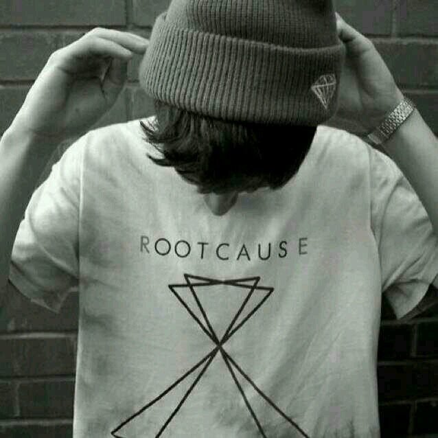 A13196522's profile picture. جوا الالب ححككي ، م بينحكي~