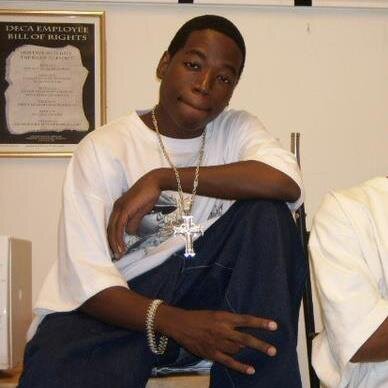 Aspiring Rap Artist From Louisville Kentucky 
Swag Tha Slik
