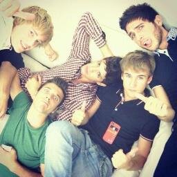 Nos os confundáis, no queremos que nos hagáis felices, queremos ser felices con vosotros @davidauryn @blasauryn @carlosauryn @alvaroauryn @daniauryn
