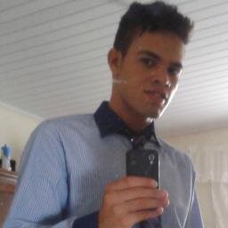 Explicar a emoção de ser palmeirense, a um palmeirense, é totalmente desnecessário. E a quem não é palmeirense... É simplesmente impossível!.
Joelmir Betting