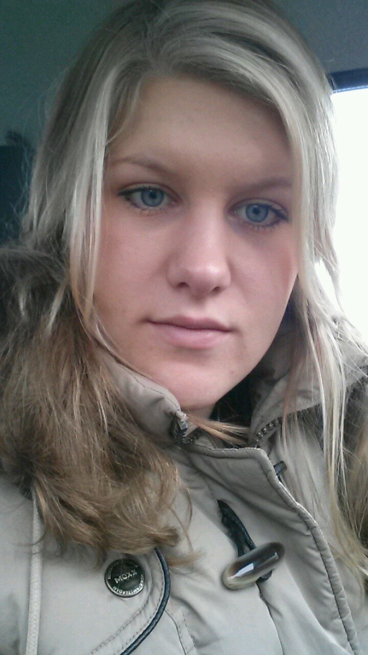 laurawierden's profile picture. 