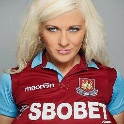 The home of the sexiest sport shirt wearing women on twitter! Display pic - @NikkiLeeWork