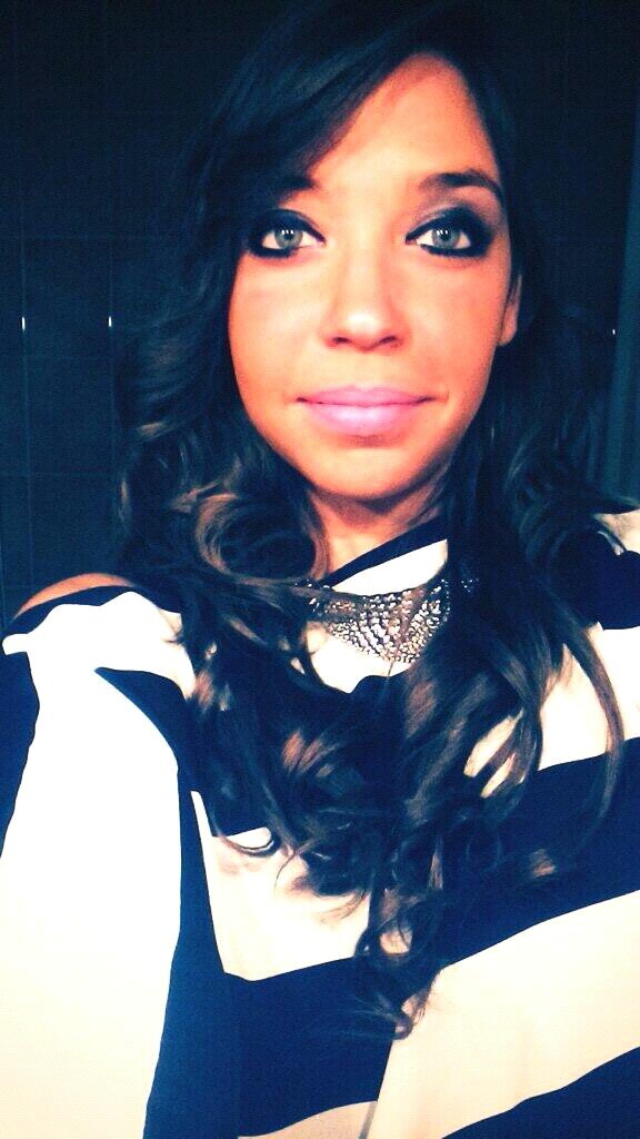 ¡LIVE every moment, LAUGH every day, LOVE beyond word!.