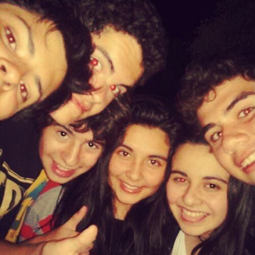 Hola,14 años,rap,rock,reggae,dormir,comer sin musica no hay vida