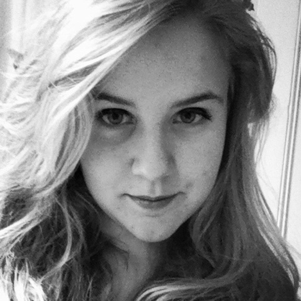 15 + British. Instagram s0phie_burt0n
