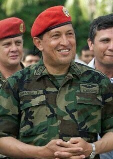 Apoyo a Nicolas y a la memoria de mi comandante eterno.Pido paz y no violencia♥♥♥♥