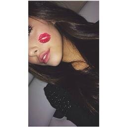 NÃO PRECISA SEGUIR! SEGUE A @ffckzsg1 E A @cr4zysg1 ELAS SEGUEM TODOS DE VOLTA