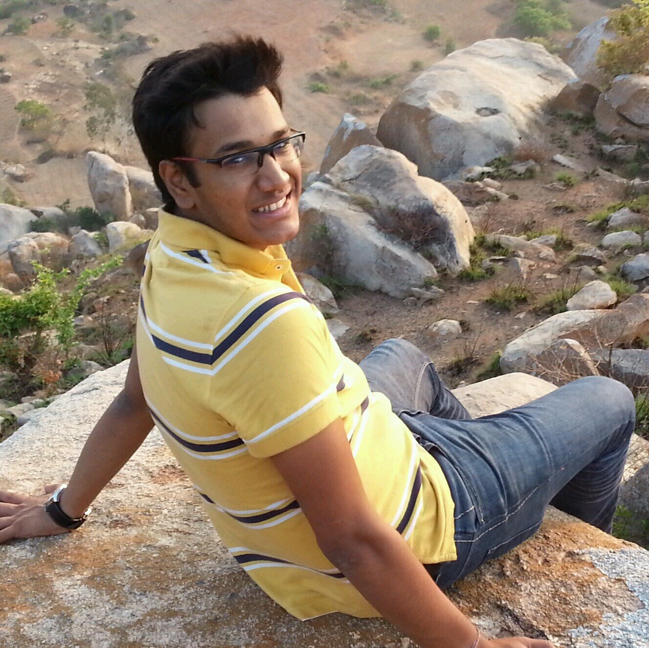 Civil Engineer frm DSI, Bangalore....Stays in Raipur, Chhattisgarh....