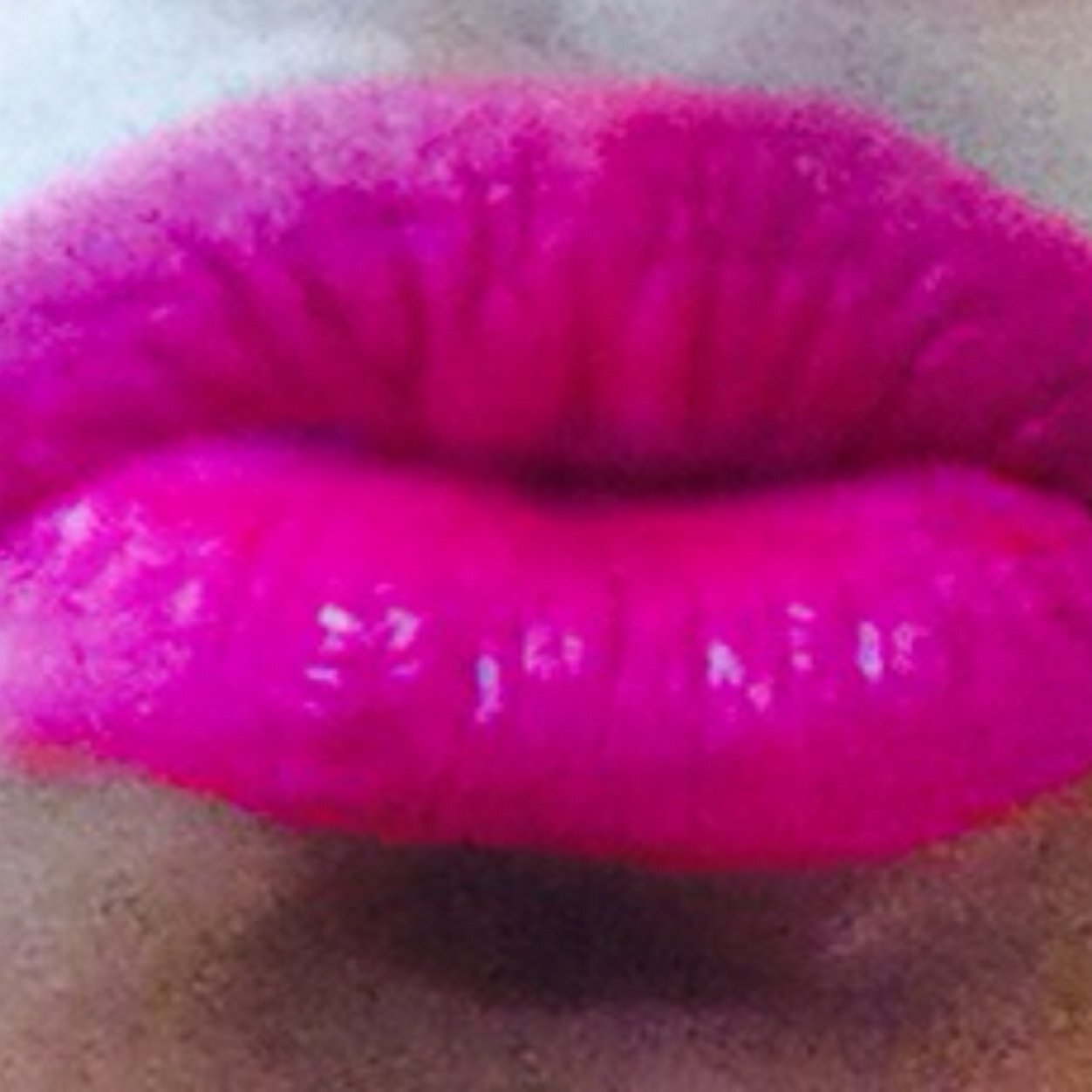 sri_sara's profile picture. ....! La vida son 3 días dos de fiesta y uno de resaca!