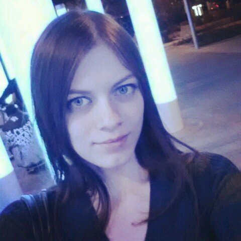 I'm just a little weird hehehe but I love taking pictures hehe