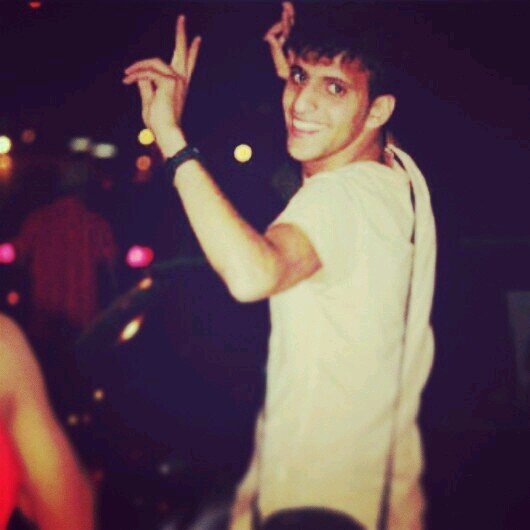 ‏‏لاعب كرة قدم.. . . أحب أن أستمتع وأمتع عشاق هذي اللعبة.....حسابي ع اﻻستقرام :aliameenoo@