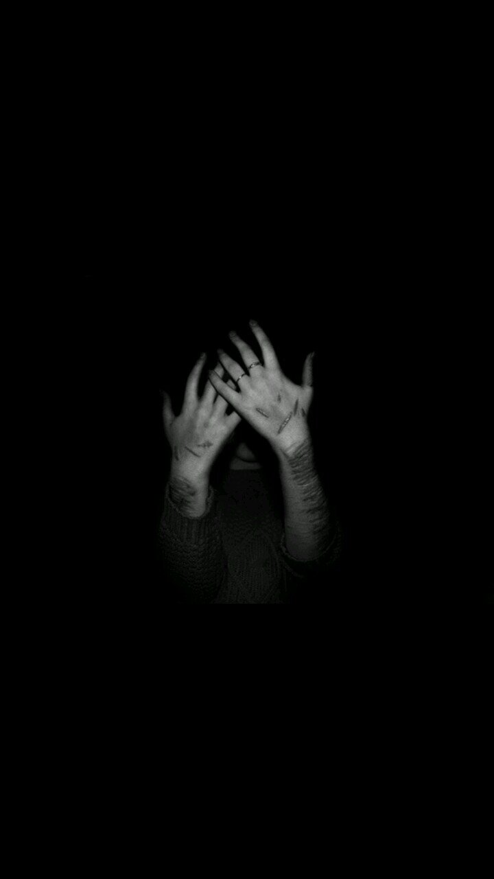 No one knows. No one understands. No one cares. -Sleeping With Sirens- ♡