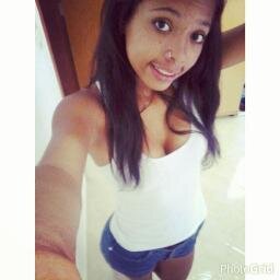levanta a cabeça princesa *--*