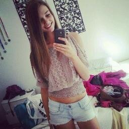 Model
 gracias por todo CLARI LOVERS
 Premium Of Luna Peralta (Luni)
 Lоаdіпg.. ██████████████] 100% Cuenta Oficial
