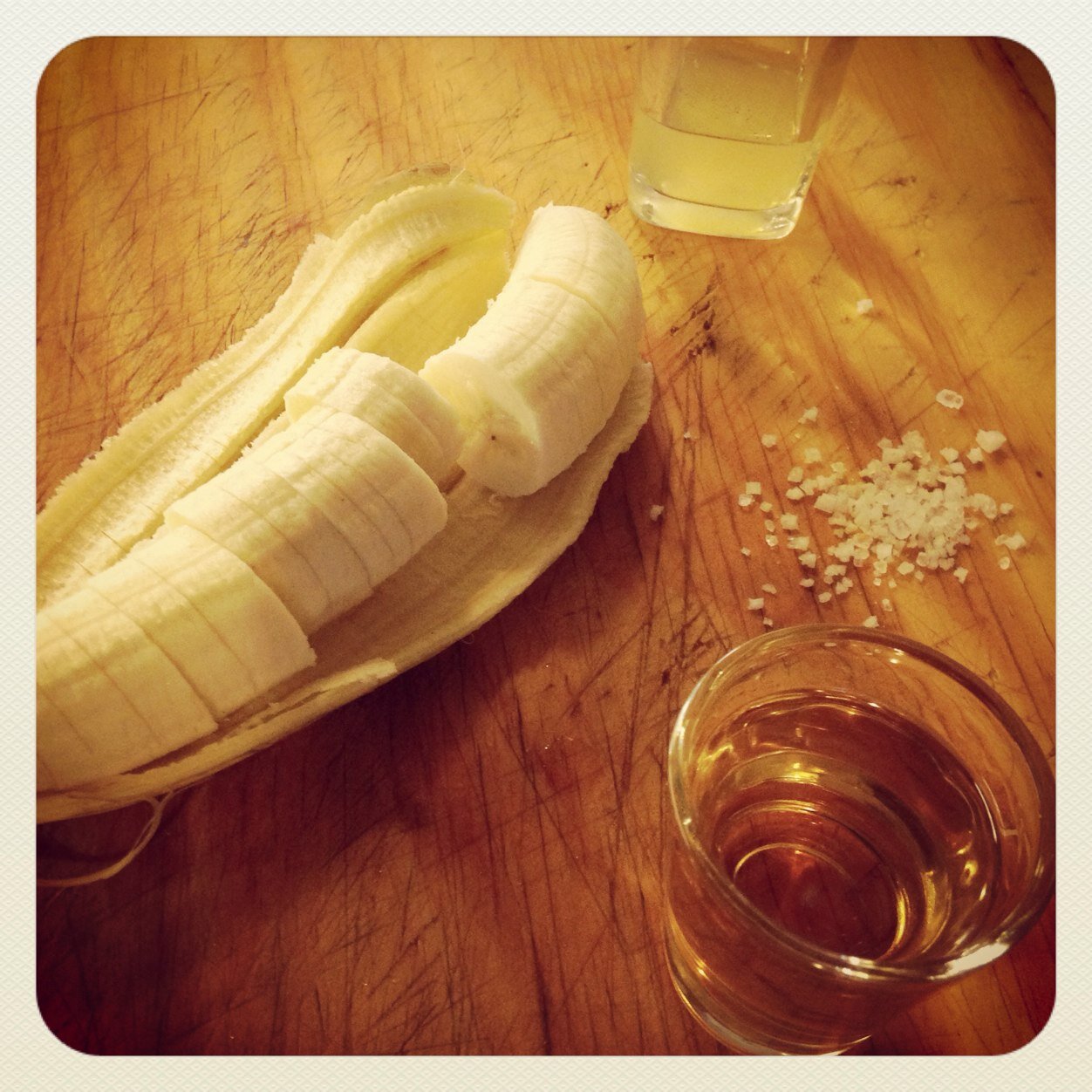 Craft beer lover, amateur whisk(e)y enthusiast, purveyor of fine foods.