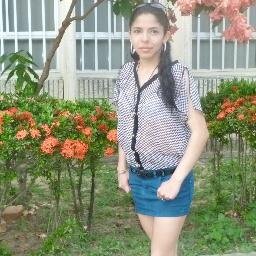 ♥♥La distancia impide un beso o un abrazo, pero jamás impide un sentimiento..♥