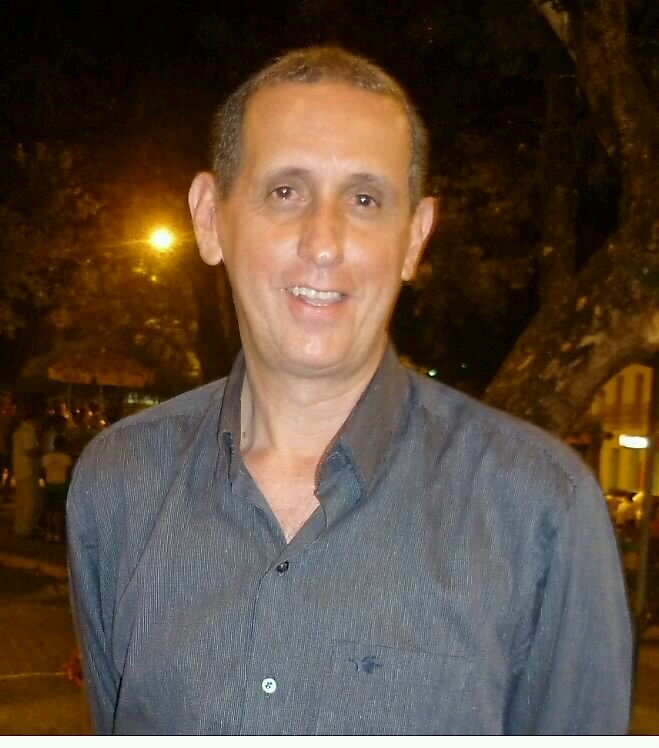 Governo de Pernambuco - Secretaria de Educação. Adoro o que faço, pois quem trabalha com Educação é isso, doação.
.