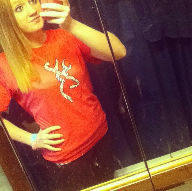 Snap chat- priscilly123 
Instagram- _p_r_i_s_c_i_l_l_a
Country girl❤ Jasper Troupsburg High school. 14 years old .