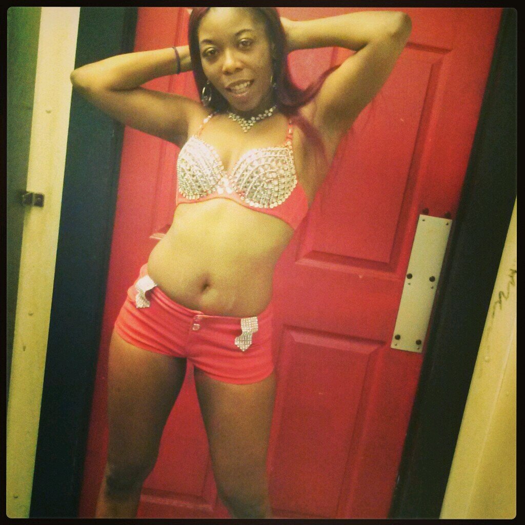 I KEEP IT A THOUSAND.. IF U AINT BOUT DAT LIFE... GTFO.bt in the meant time ima do me cuz cant no body do it betta! follow me ! i follow back!;)