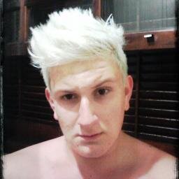 Pra que me descrever, se é voce quem vai julgar e opinar. Fique avontade!! Mas segue noisss ae.