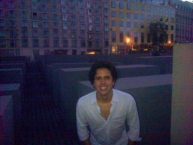 Mexicano a morir! Fan de: Ravens, Chivas y de la XX lager