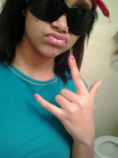 I love dancing, acting and an MB!♥♡·♡♥ FINATIC!! @Ray ray @mindlessbhavior! followed 1/13/14