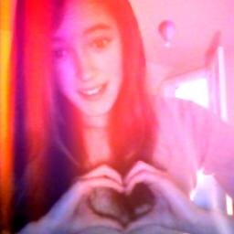 Im 13 years old from the smallest town on earth, i love to hang out with friends, if you follow me ill follow you back! im into fashion and i love to help ppl!