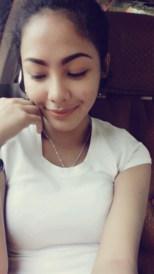 cheyserrann19's profile picture. hello!I'm Cheyserr Ann B. Ceniza.I'm a teenage female,soon to be 20 yrs. old in October. i'm a girl who continually smiles an laughs at herself.