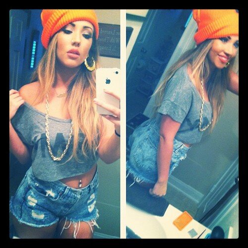 MelindeArrichie's profile picture. When I'm alone, i think of so many things to say to you, when I have a chance to tell you. I go speechless.