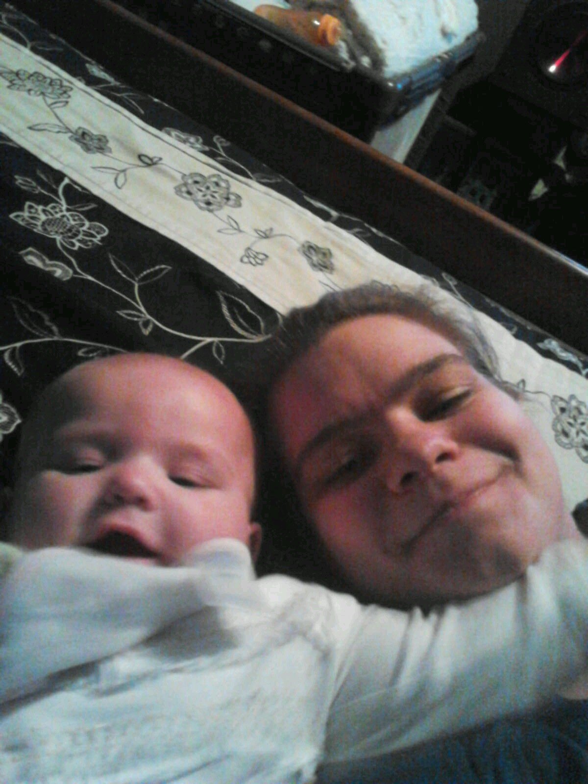 NewMomma28's profile picture. im 28 a mother of 2 beauitful daugthers Serenity & Bentlee.