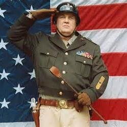 I am an American that says shit that people WILL retweet because ITS FOR MERICA and kittens... i like kittens