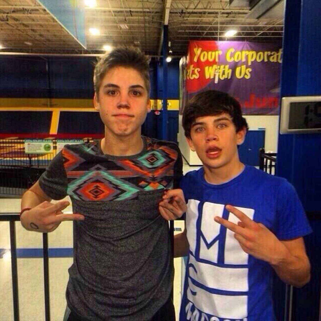 MAGCON BOYS ARE LIFE❤️❤️❤️ COME TO MINNESOTA |BRENT FOLLOWED ME :)|
