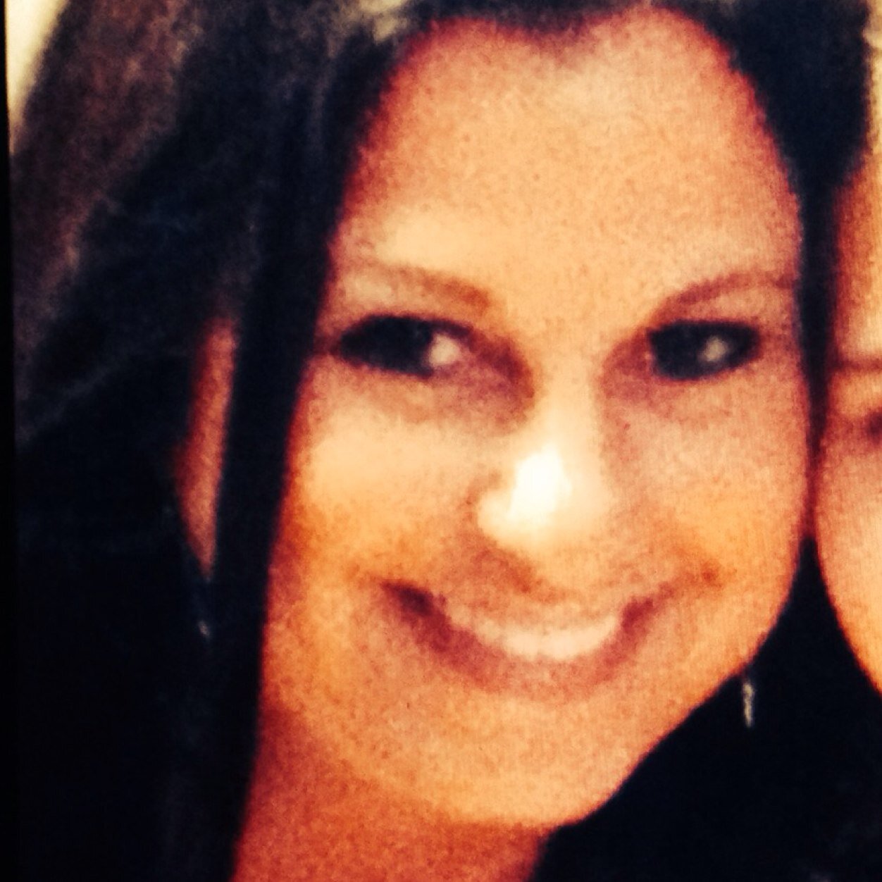 Welcome to the official Twitter page of Cindy Pasanante, the ultimate dance mom!