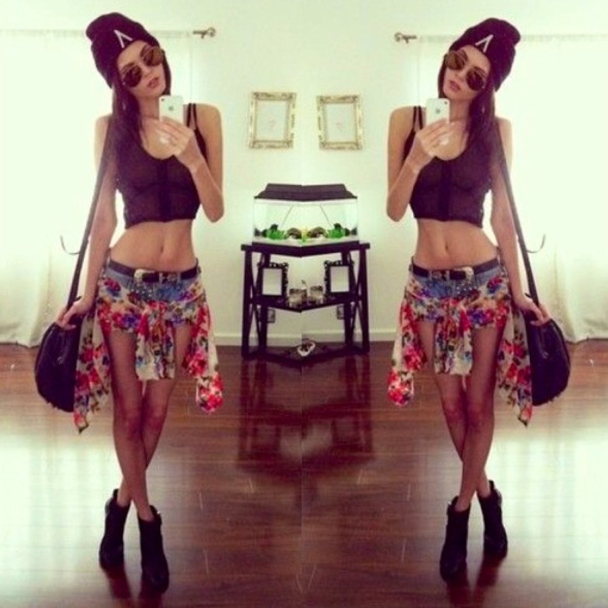 Unicons , Horses , Model , 18 ~hidden hills~ pacsun ! P.A.R.O.D.Y Kendall&Kylie http://t.co/POnz4DVhzm |Śingle|