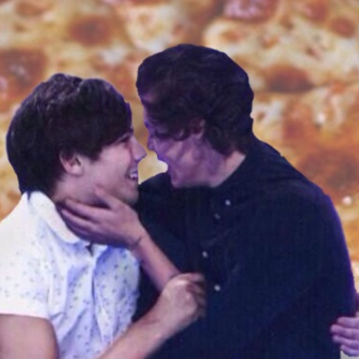 boobearscarr0t's profile picture. 