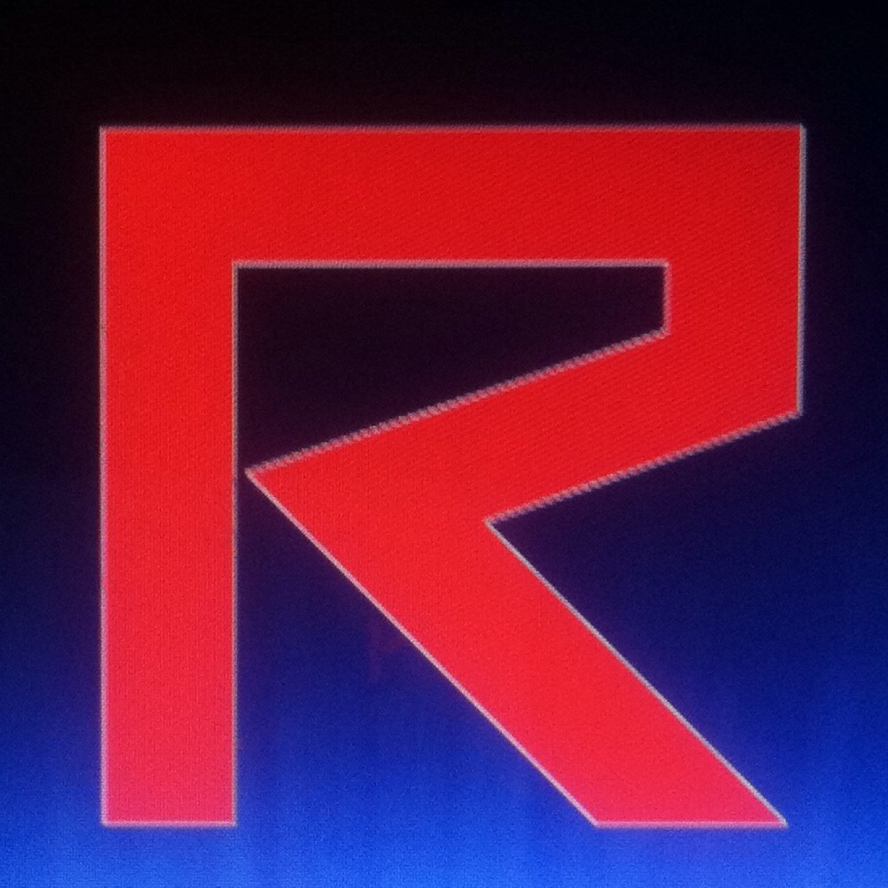 Rise Clan #eSniping. Rise Clan #Competitive. Recruiting at all times. Message if your interested in joining. Sponsored by @EvilControllers