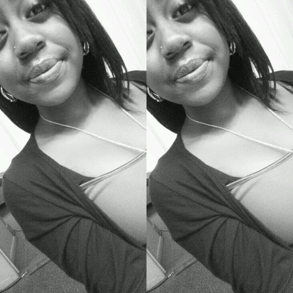 Follow Me And I Follow Back !!.
#TeamFollowBack #TeamShort #TeamBeautiful