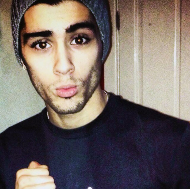 Follow me on my other account @_adornzayn ill follow you back :)