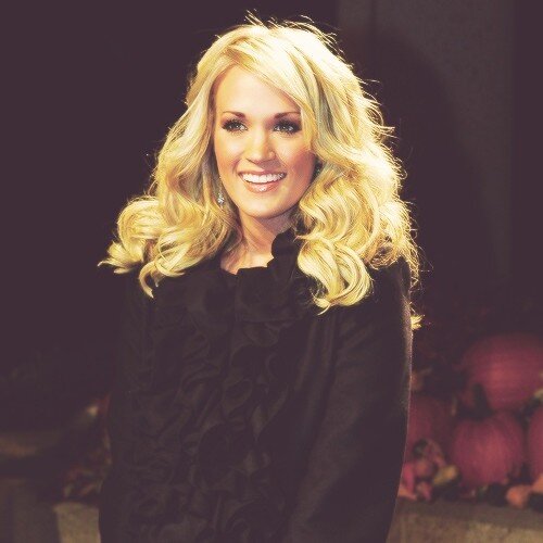 Cowgirl, Restaurant Owner. Give me a horse, saddle,and handsome Cowboy, I'll be good for life. {Unclaimed/RP21+}