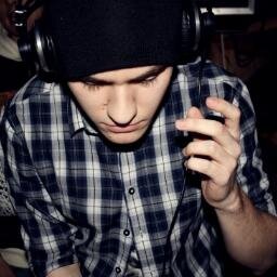 alekseyjustie's profile picture. 