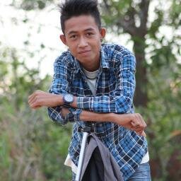 aku akan selalu setia padamu {}