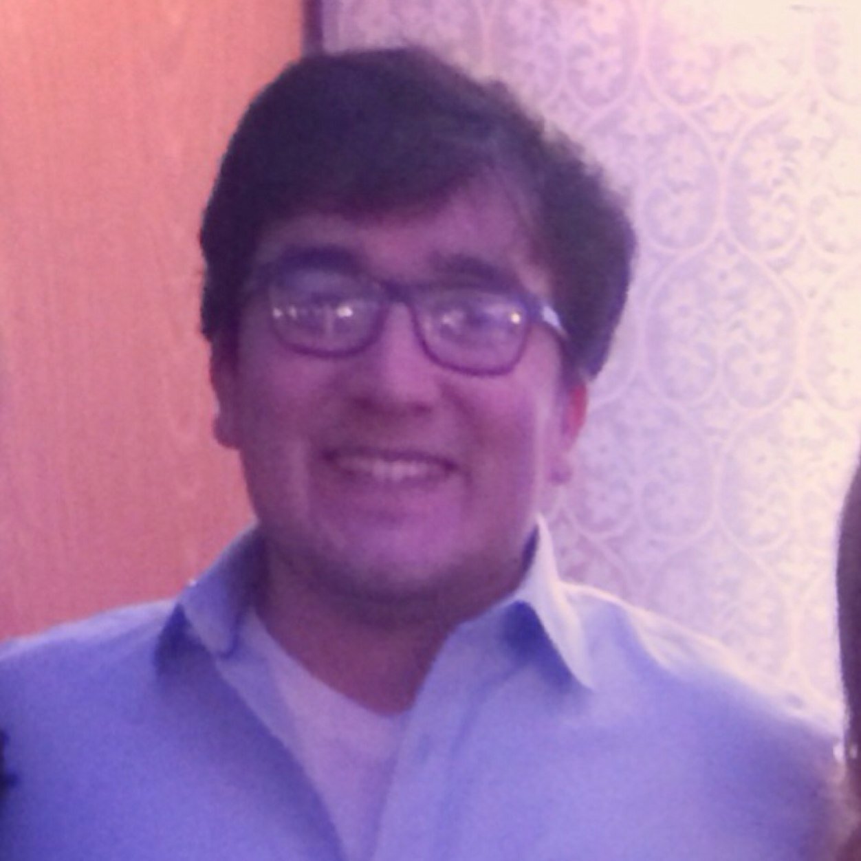 reader. seeer. photographer, blogger. brother. uncle. chef. dog owner. wine drinker. technology lover.