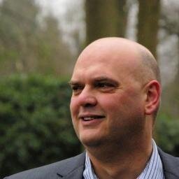 Akoestisch adviseur bij @Geluidmeesters BV. Tevens voorzitter Stichting @Oerrock