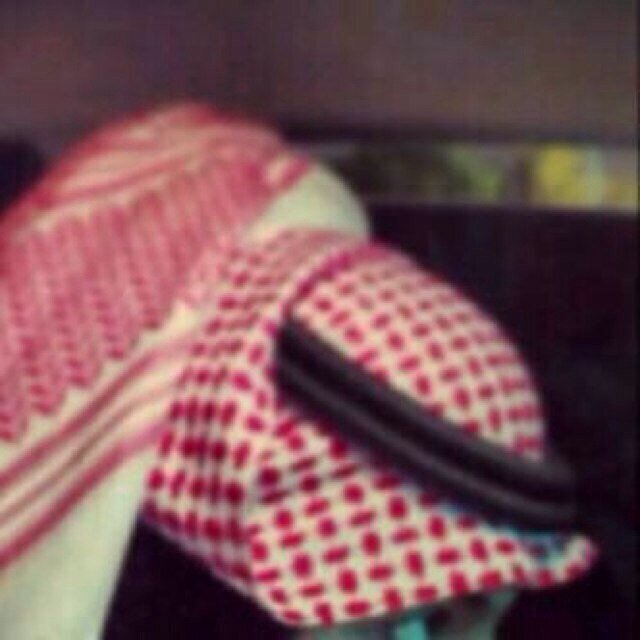 ComGhooo2's profile picture. بَعضُ الامنياتِ ليسَت مُستحِيلةً بل ينقُصها الدعاء ..