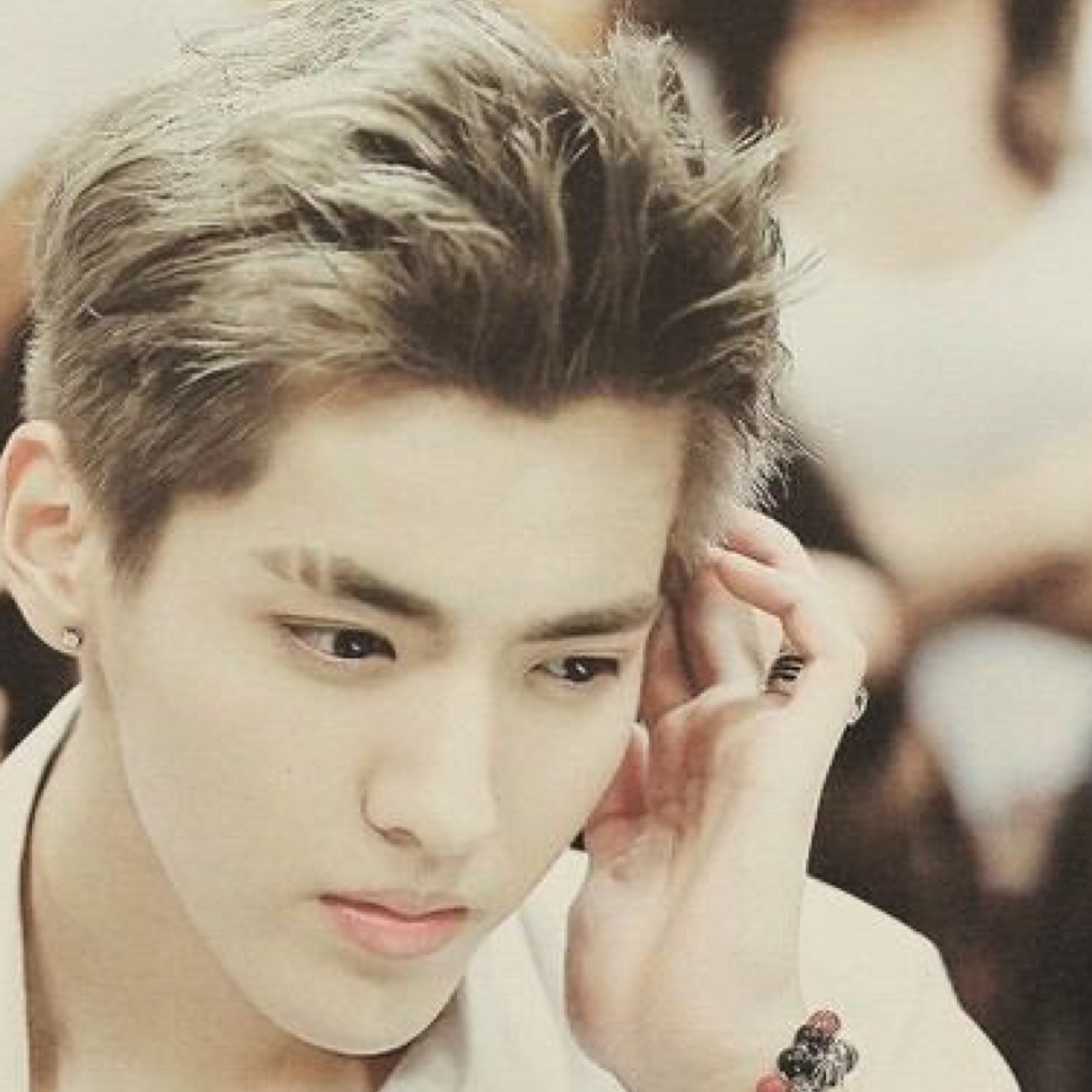 EXO KRIS bot…BL／DM／R指定対応／独占／卑猥／依存／嫉妬／時々ヤンデレ・マゾ／《@HZTao_b 》大切な俺のたおl Love You …0213．0302
