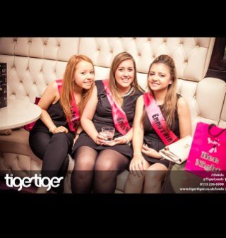 charlottejriley's profile picture. @emjonesy28 is my lifexo