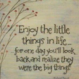 nairyogas's profile picture. Editor POST