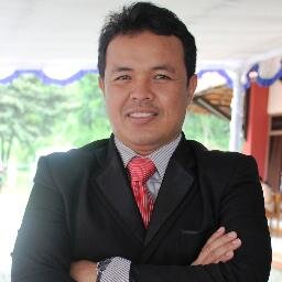 Navigator otak kanan, penulis buku best seller, penerima MURI Award sbg motivator terbaik dgn jumlah audiences terbanyak (18.500 orang). Presiden PT. MBP Int'l