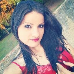 Menina do sorriso Doce e Sincero!